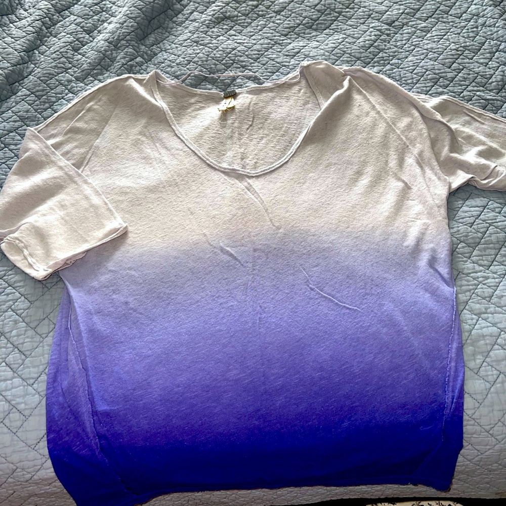 Free People We The Free Strawberry Tee Blue Ombré Linen /Cotton Size M